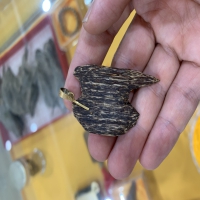 Mặt dây chuyền